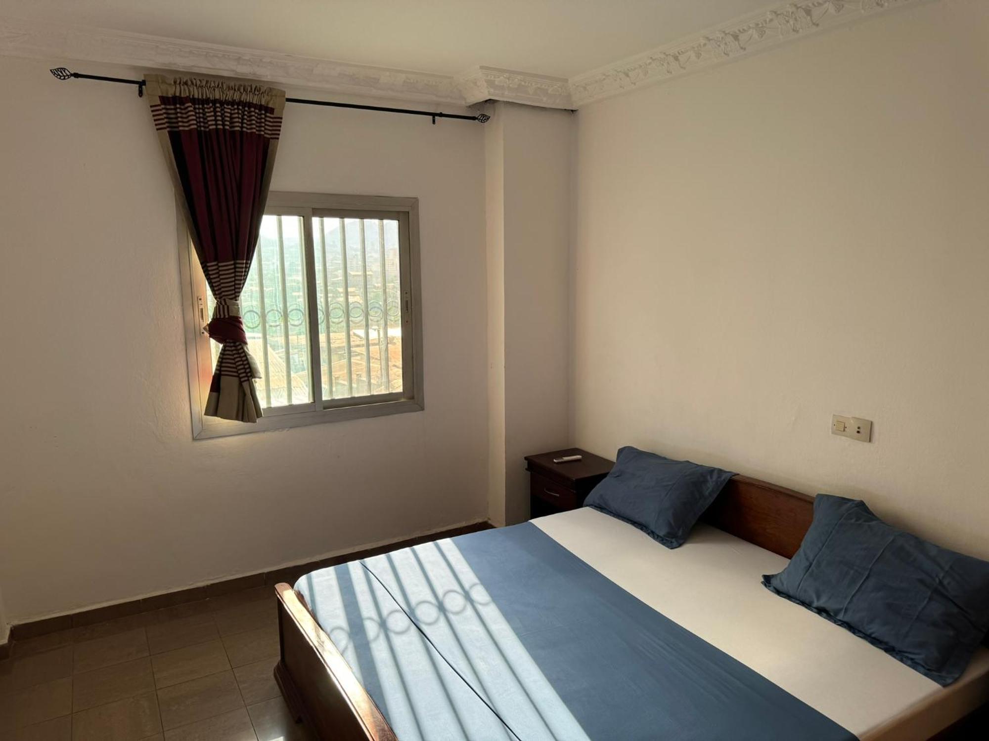 Appartements Modernes, Wifi, Tv - Yaounde, Omnisports Yaoundé Exterior foto